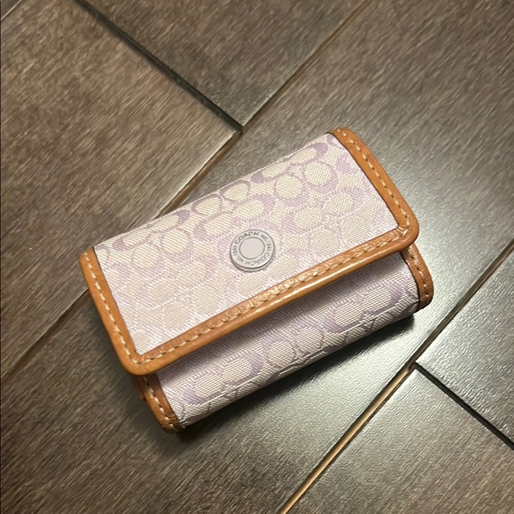 Coach Contact Lens Case with MIRROR - Picture 1 of 3